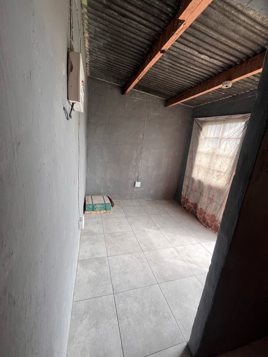 1 Bedroom Property for Sale in Mbekweni Eastern Cape